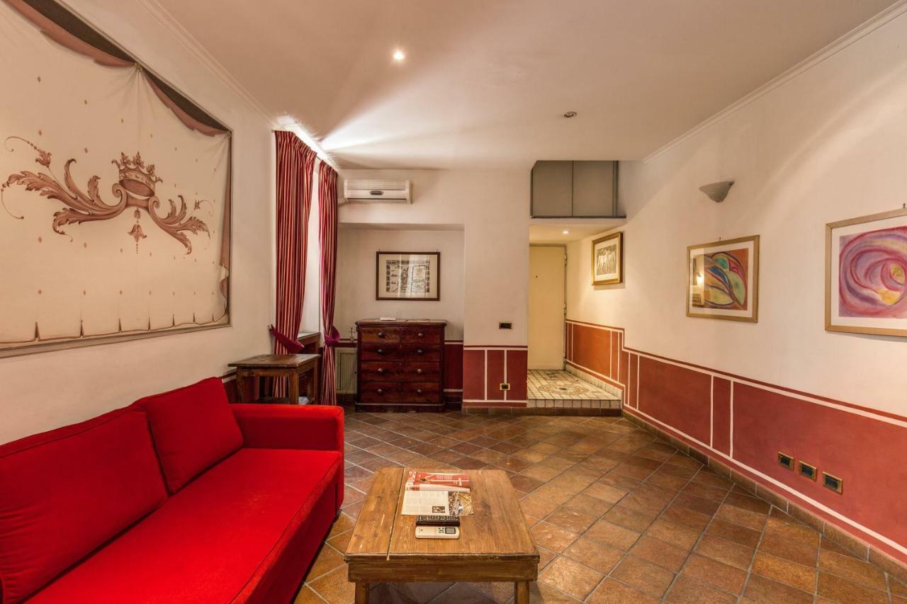 Apartamento Lovely Flat By The Trevi Fountain Roma Exterior foto