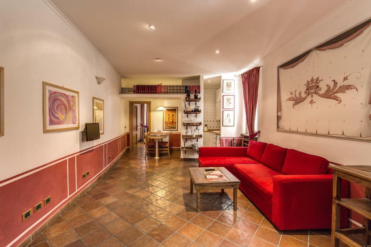 Apartamento Lovely Flat By The Trevi Fountain Roma Exterior foto